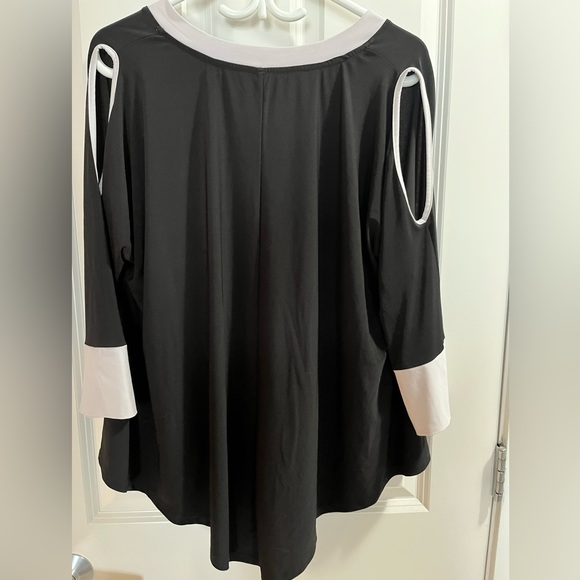 Connie K black and White open Shoulder pancho | Size M - Picture 2 of 4